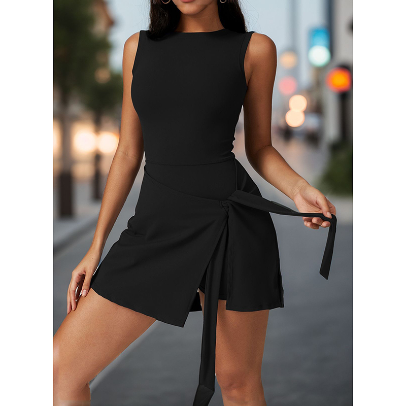 Women’s High Neck Athletic Dress with Built-In Shorts – Sleeveless Tennis & Golf Dress